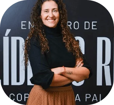 Renata Dourado